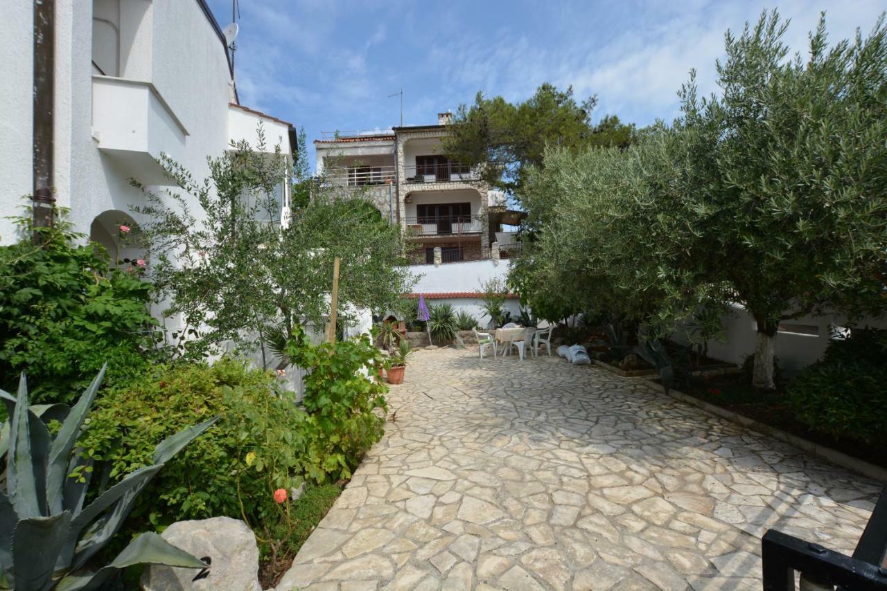 Apartment Durdica Kornić Eksteriør bilde