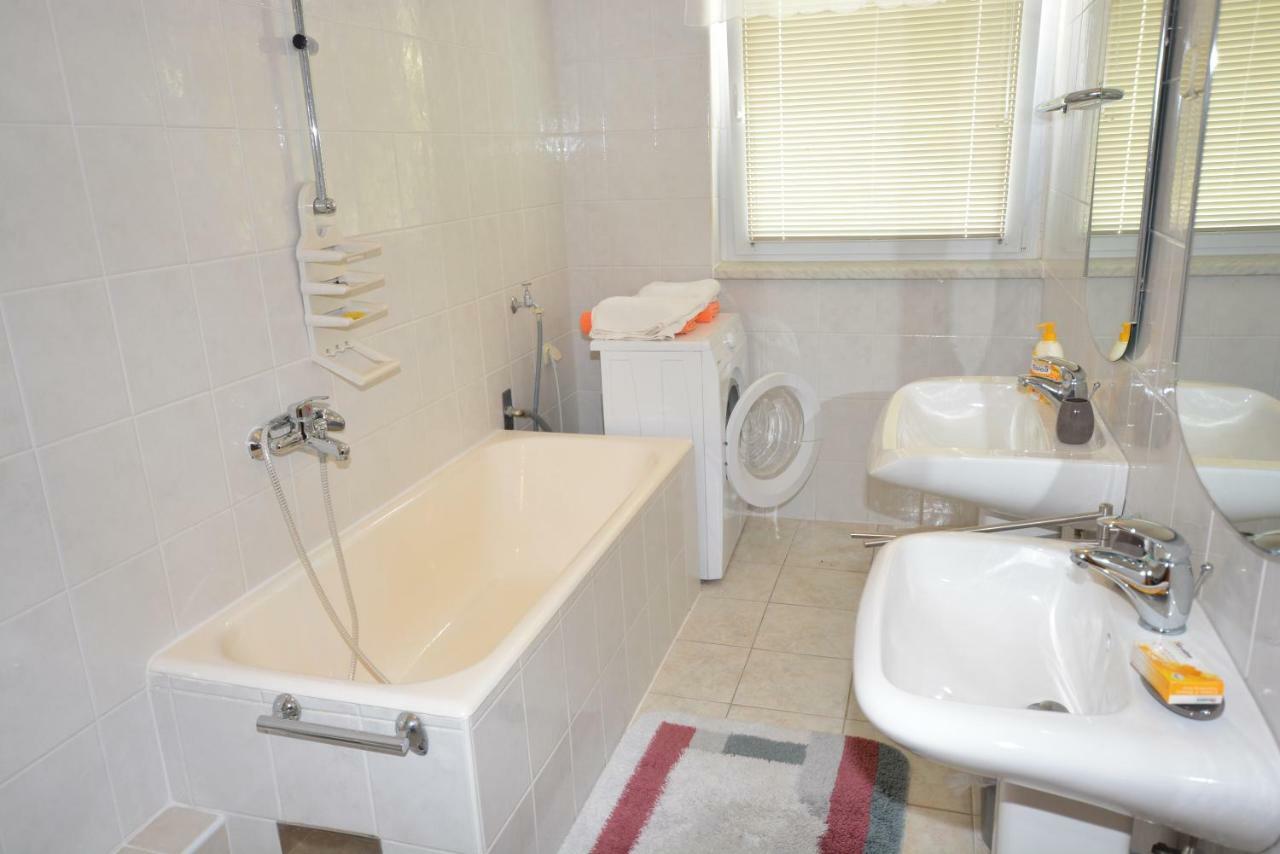 Apartment Durdica Kornić Eksteriør bilde