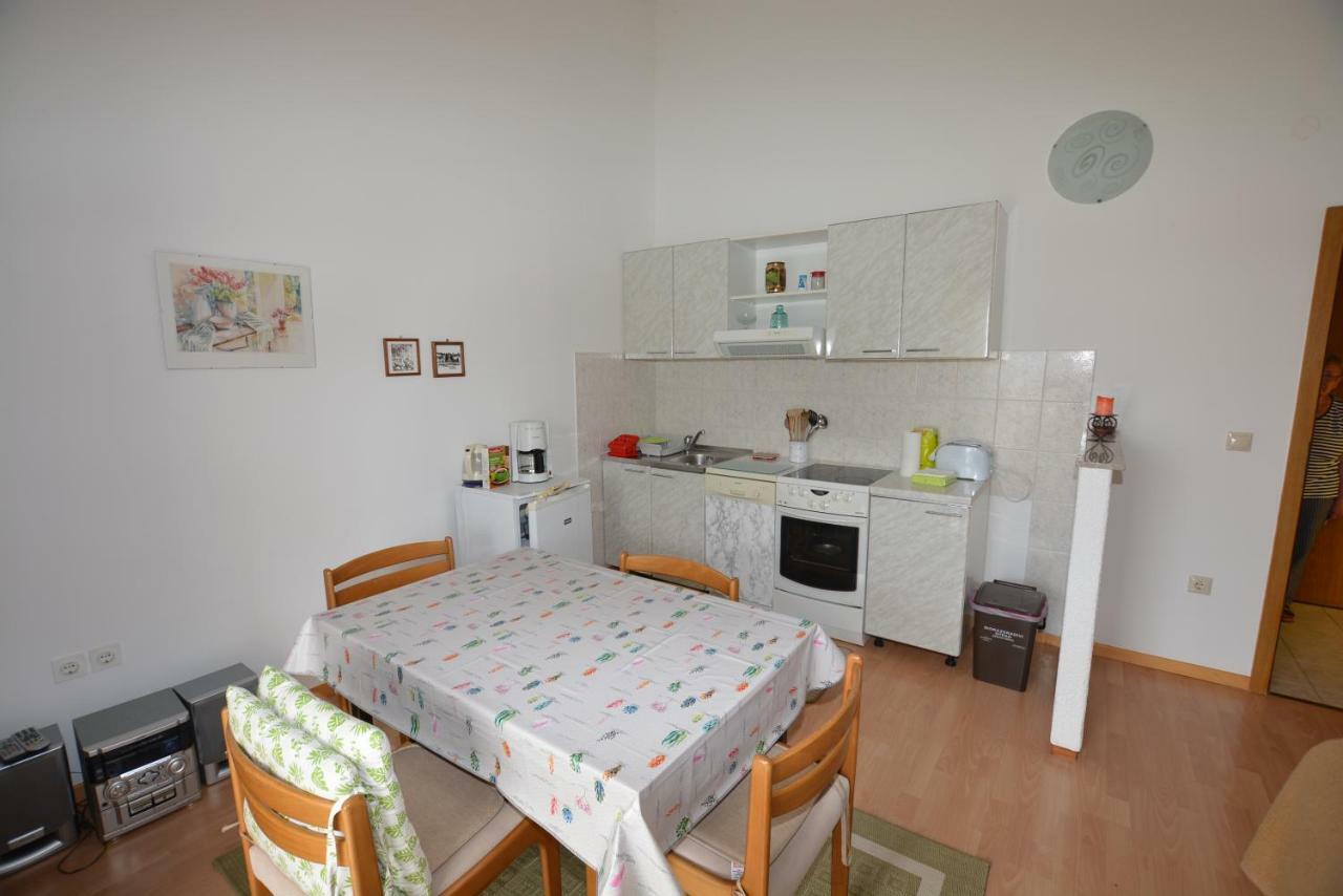 Apartment Durdica Kornić Eksteriør bilde