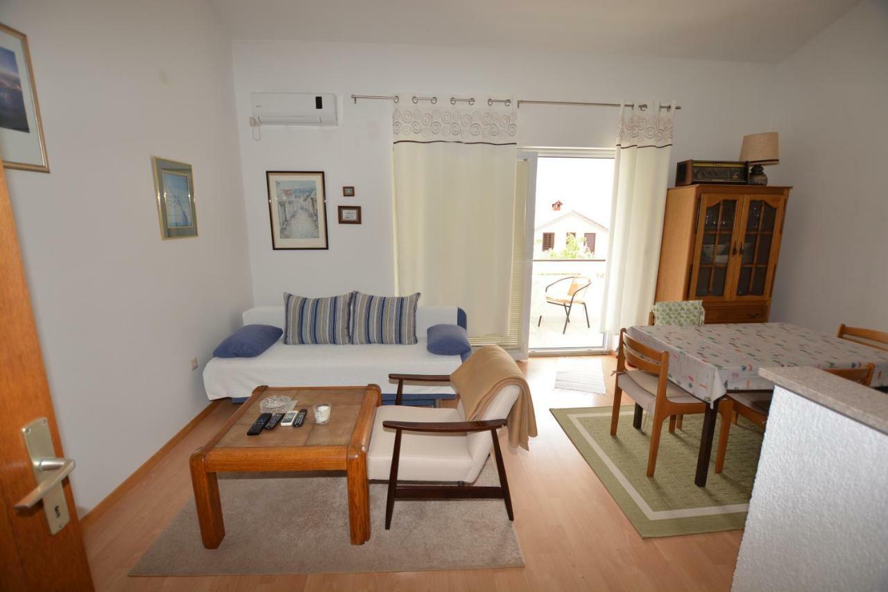 Apartment Durdica Kornić Eksteriør bilde